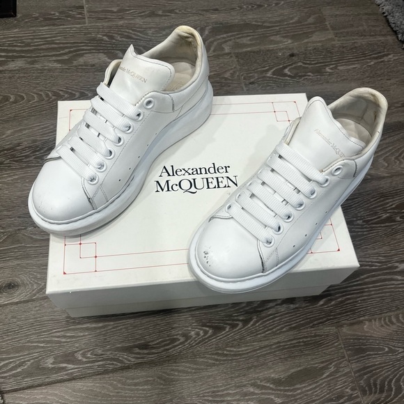 Alexander McQueen sneakers - Picture 4 of 9
